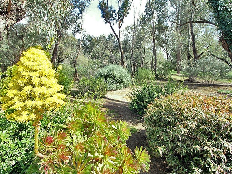 1989 Lakes Road, North Dandalup WA 6207