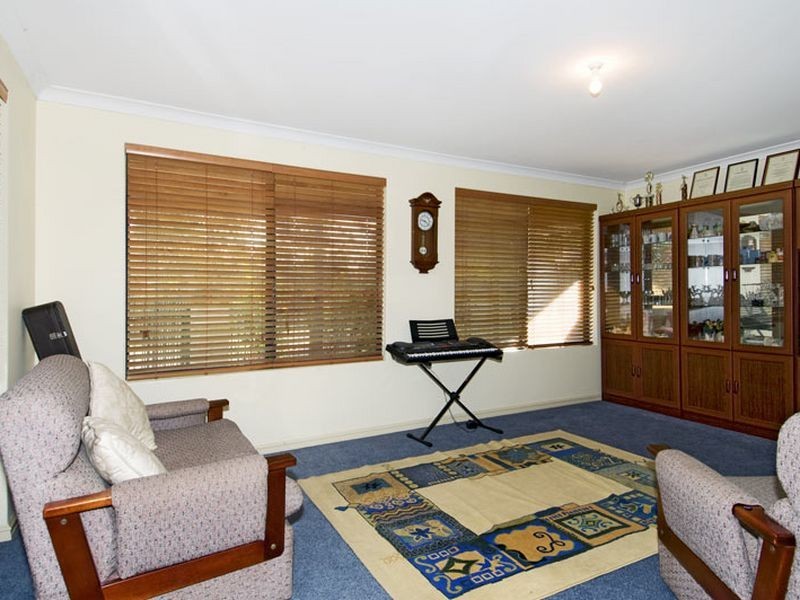 22 Kruger Loop, South Yunderup WA 6208
