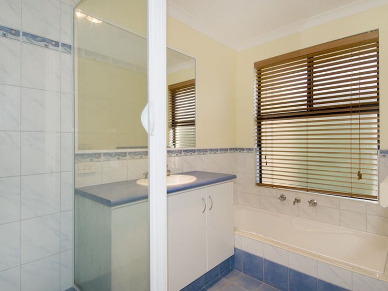 22 Kruger Loop, South Yunderup WA 6208