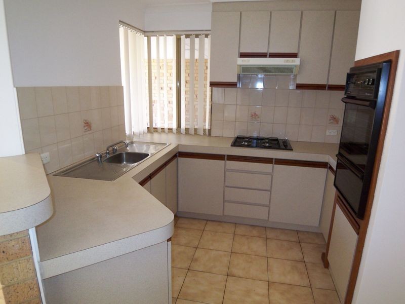 U17/78-80 Oakmont Avenue, Meadow Springs WA 6210