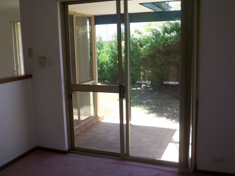 U17/78-80 Oakmont Avenue, Meadow Springs WA 6210