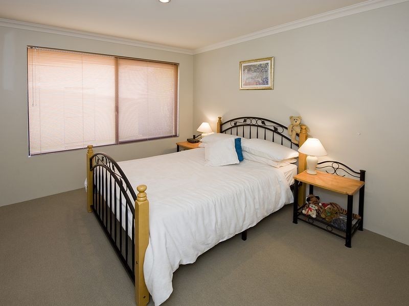 66 Buckingham Drive, Wannanup WA 6210