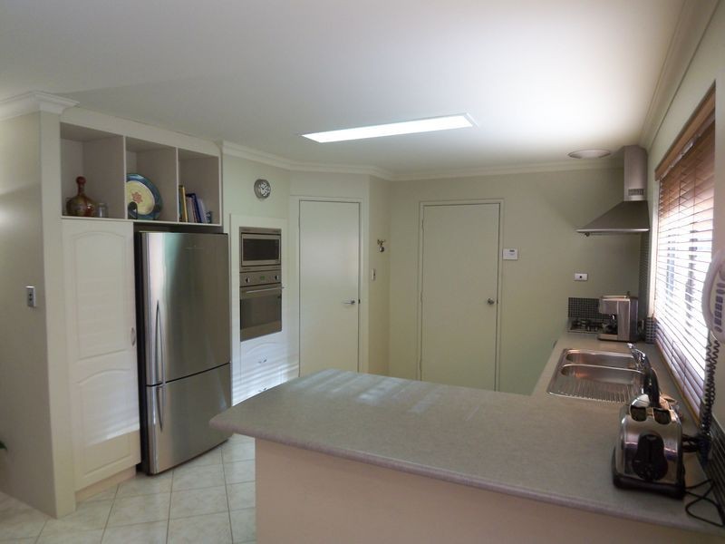 66 Buckingham Drive, Wannanup WA 6210