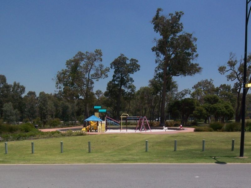 17 Goldseeker Loop, Ravenswood WA 6208