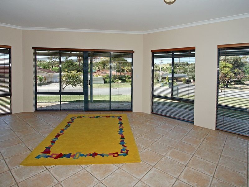 7 Rose Street, Halls Head WA 6210