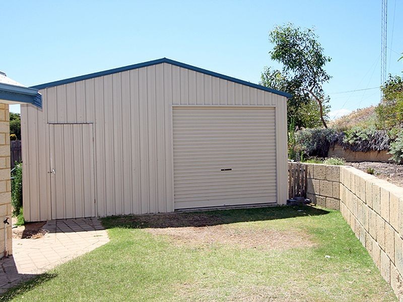 7 Rose Street, Halls Head WA 6210