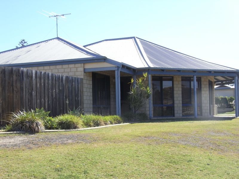 7 Rose Street, Halls Head WA 6210