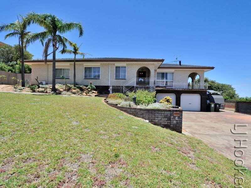 6 Carina Circle, Halls Head WA 6210