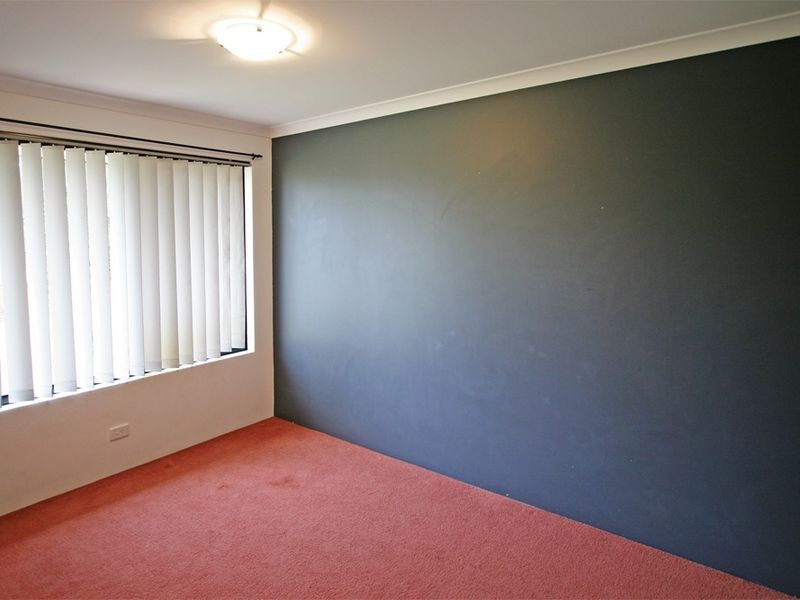 15 Lilac Green, Halls Head WA 6210
