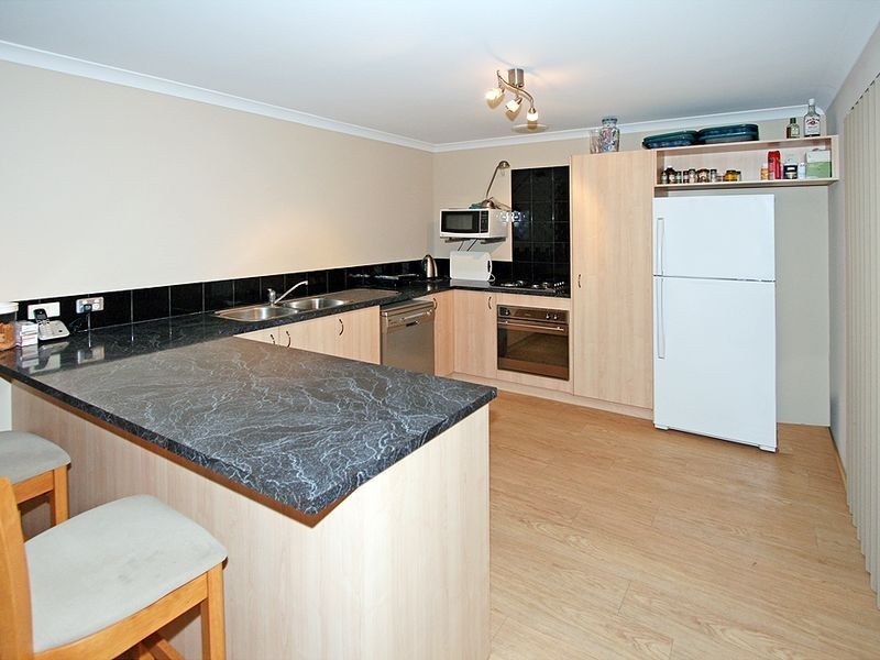 73 Seascapes Boulevard, Halls Head WA 6210