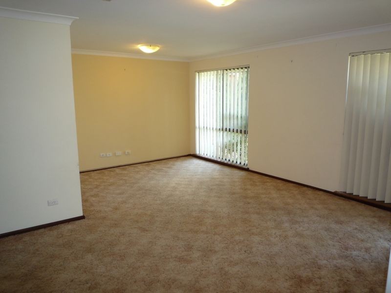 31 Blythwood Street, Dudley Park WA 6210