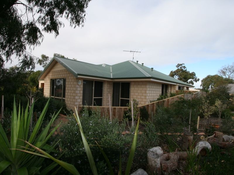 3 Poppy Lane, Dawesville WA 6211