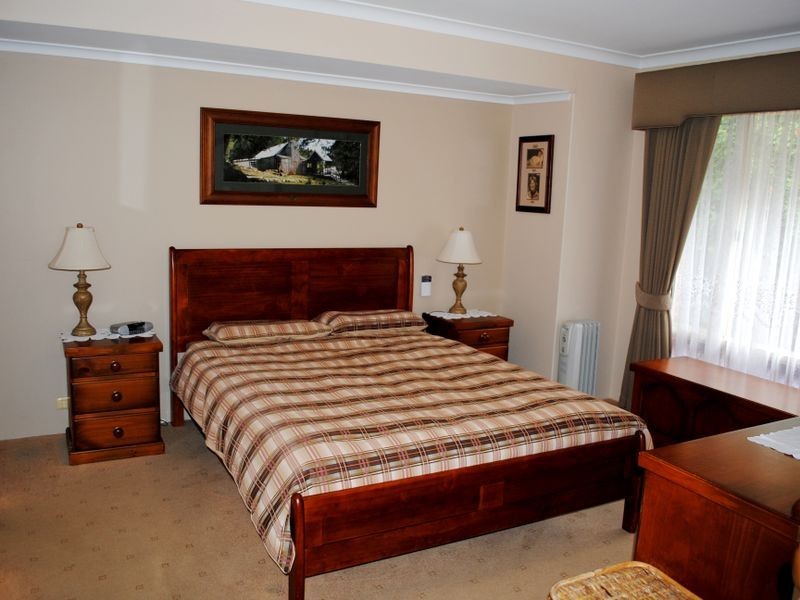 27 & 29 Inverness Drive, Meadow Springs WA 6210