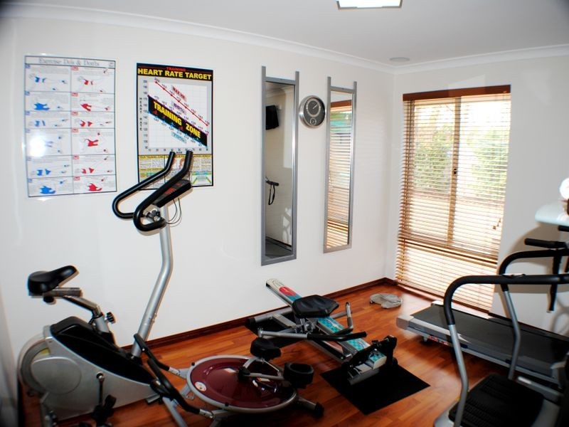 27 & 29 Inverness Drive, Meadow Springs WA 6210