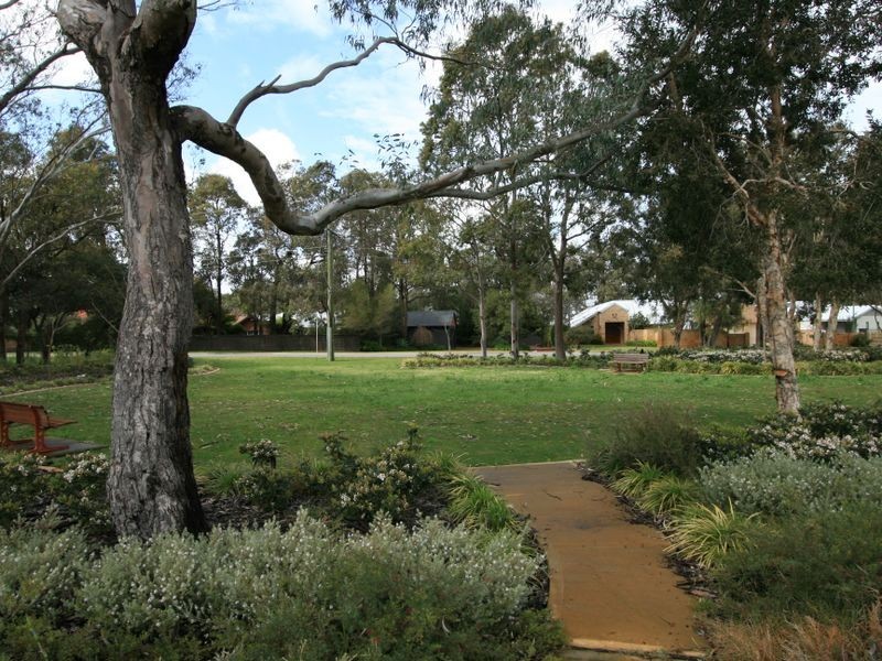 8/70 Rodereda Crescent, Ravenswood WA 6208