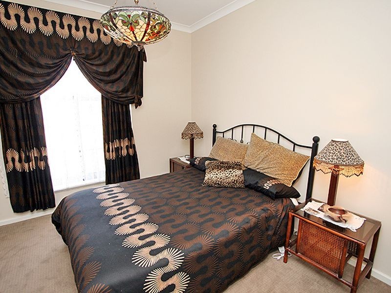 26 Rialto Place, Halls Head WA 6210