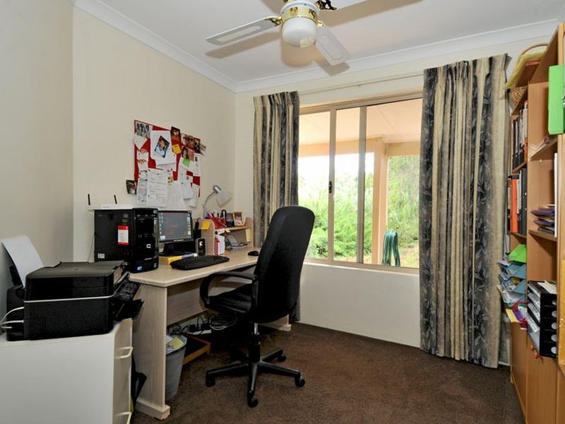 74 Rodoreda Crescent, Ravenswood WA 6208