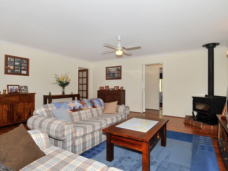 74 Rodoreda Crescent, Ravenswood WA 6208