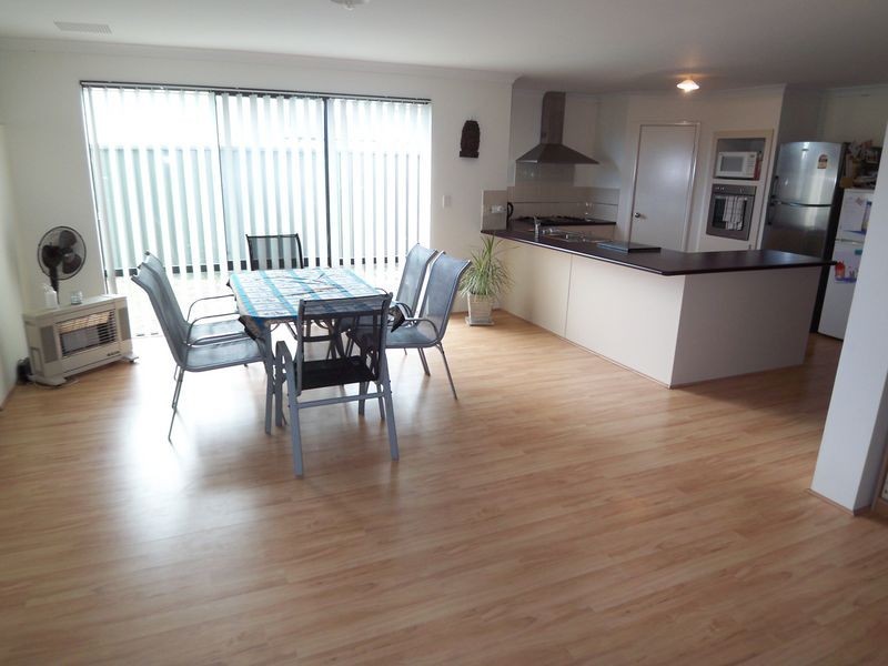 5 Impressions Way, Singleton WA 6175