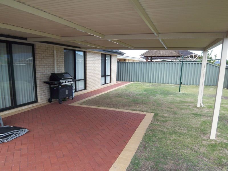 5 Impressions Way, Singleton WA 6175