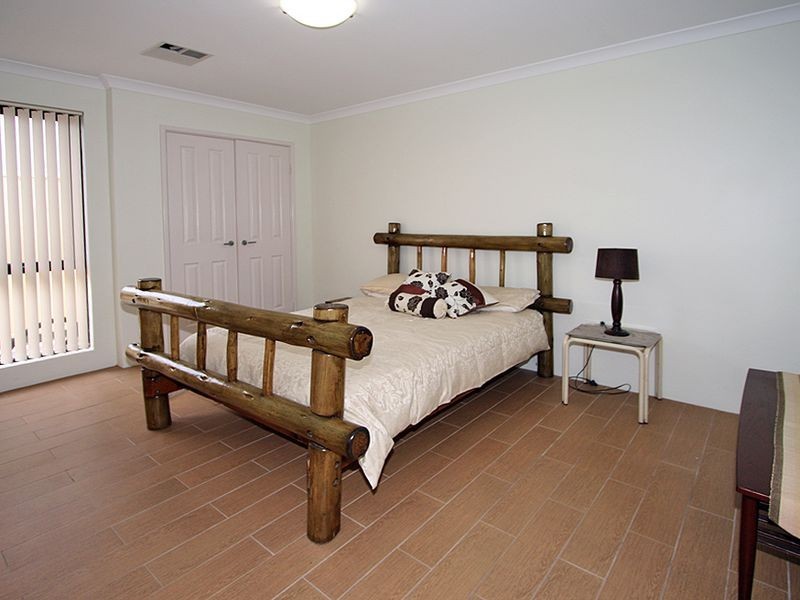 3 Petit Loop, Dudley Park WA 6210