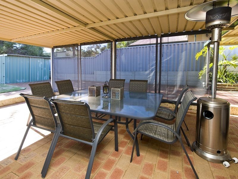 31 Tennyson Avenue, Halls Head WA 6210