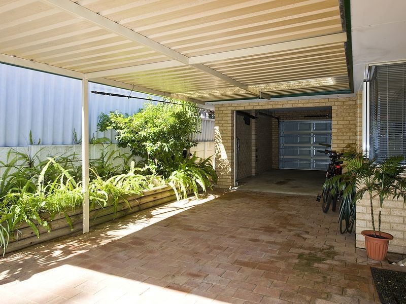 31 Tennyson Avenue, Halls Head WA 6210