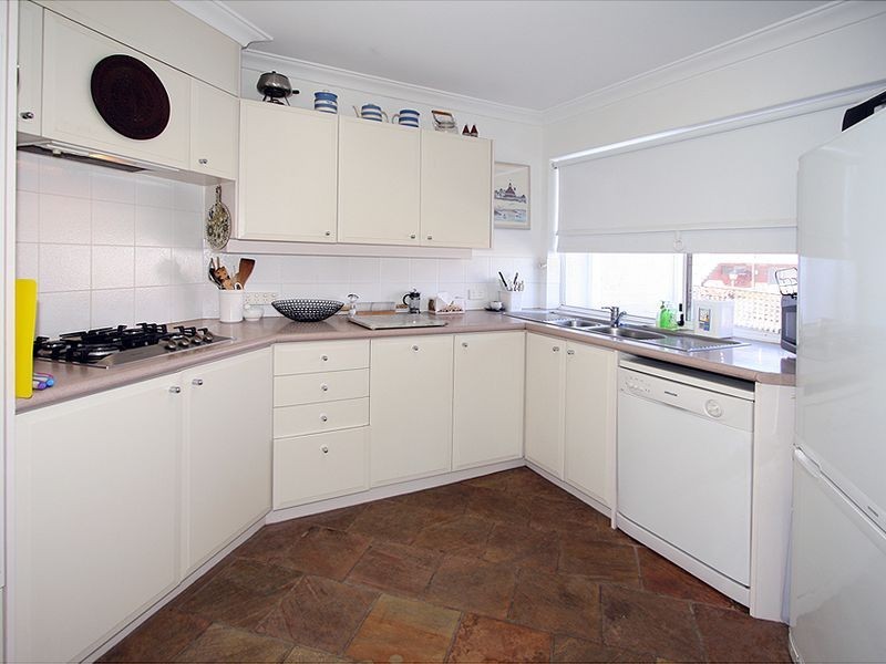 10/3 Leslie Street, Dudley Park WA 6210