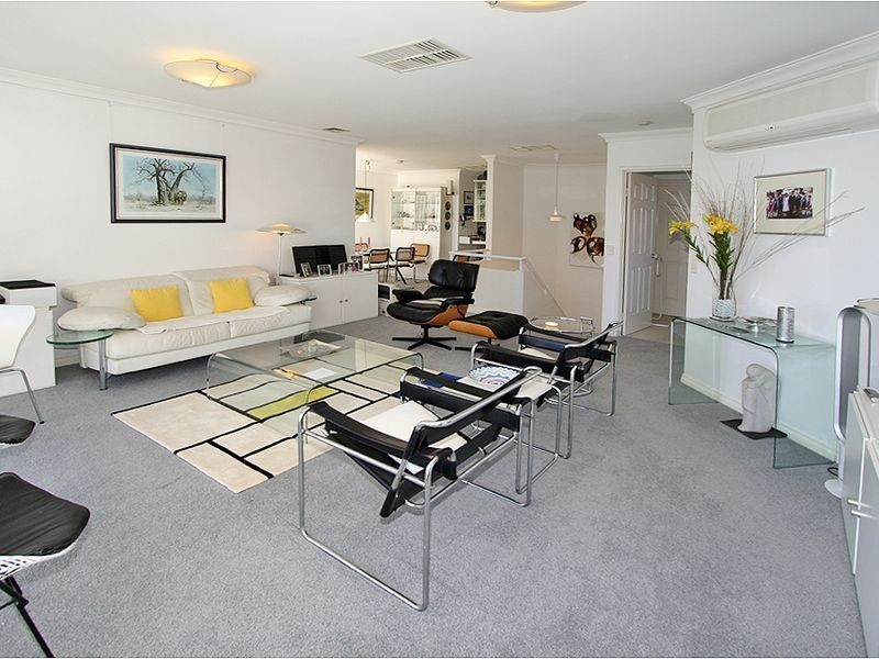 10/3 Leslie Street, Dudley Park WA 6210