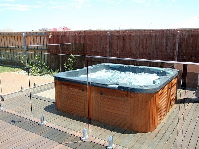 14 Splendens Turn, Halls Head WA 6210