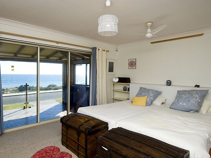 180 Ormsby Terrace, Silver Sands WA 6210