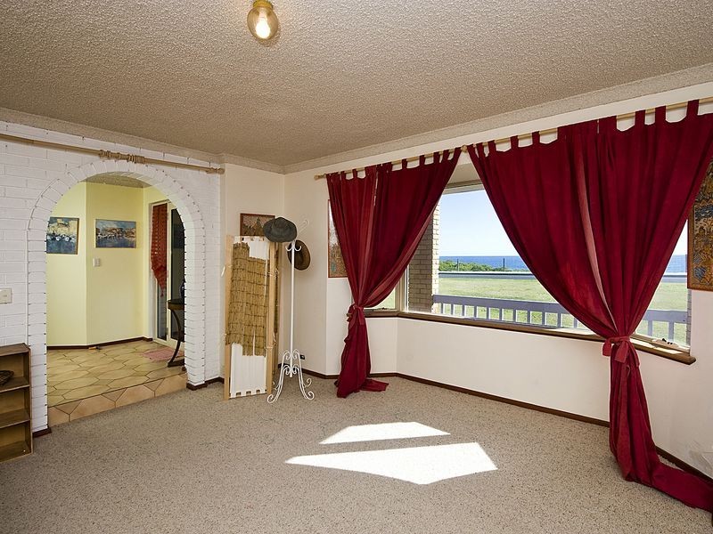 180 Ormsby Terrace, Silver Sands WA 6210