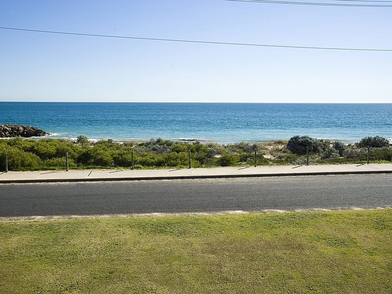 180 Ormsby Terrace, Silver Sands WA 6210