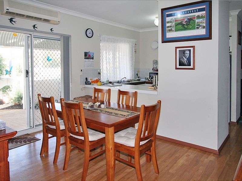 2/5 Oversby Street, Halls Head WA 6210