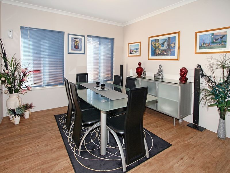 8 Summer Drive, Dawesville WA 6211