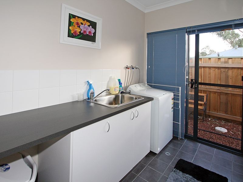 8 Summer Drive, Dawesville WA 6211