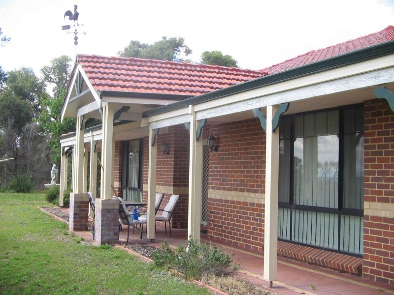 540 Southern Estuary Road, Lake Clifton WA 6215