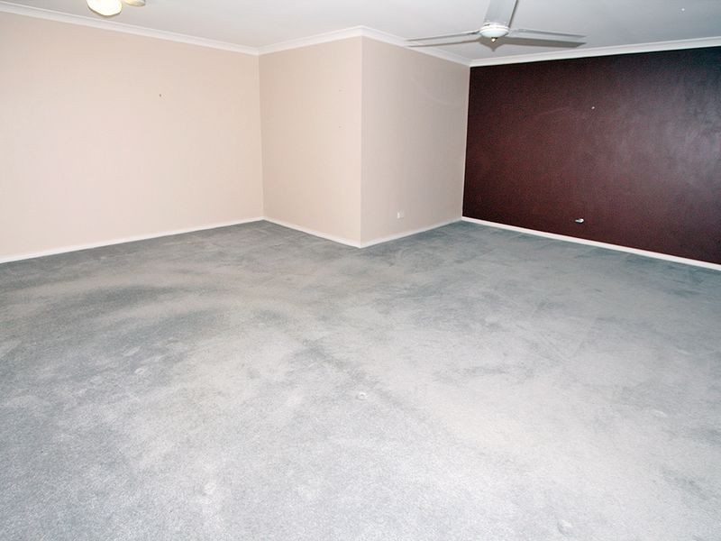 52 Portmarnock Circle, Halls Head WA 6210