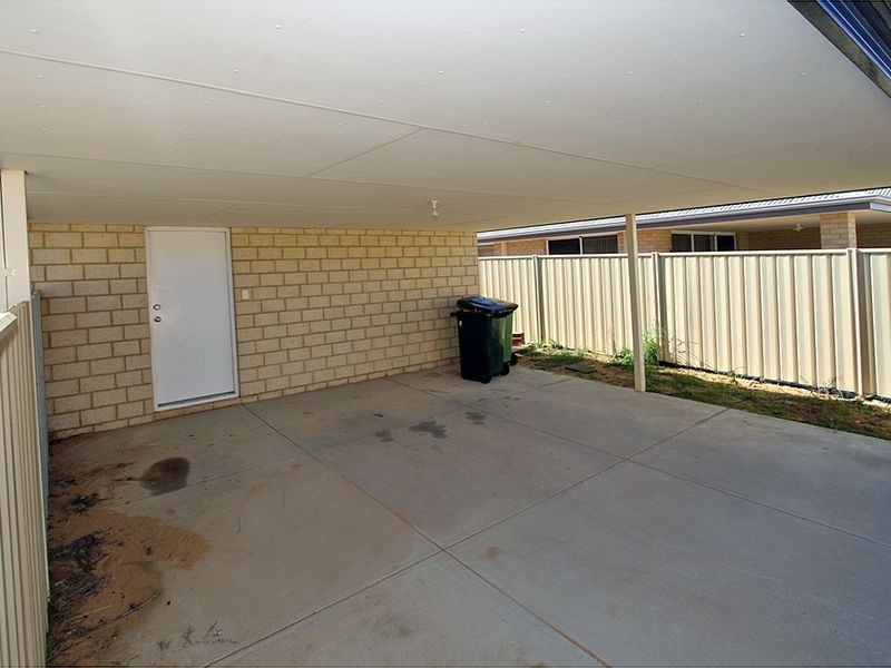 37 Lascelles Circus, Lakelands WA 6180