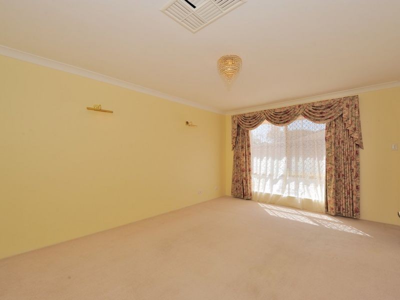 1/14 Chepstow Drive, Mandurah WA 6210