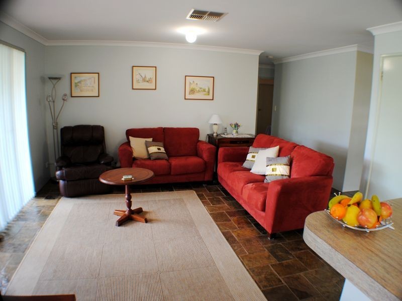 5 Castleward Place, Erskine WA 6210