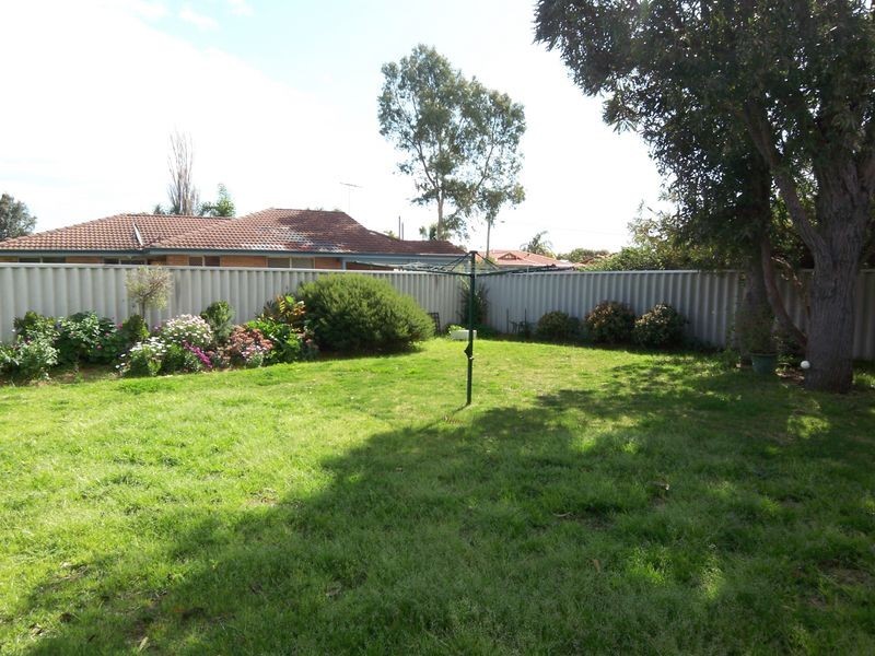 25 Casula Avenue, Coodanup WA 6210