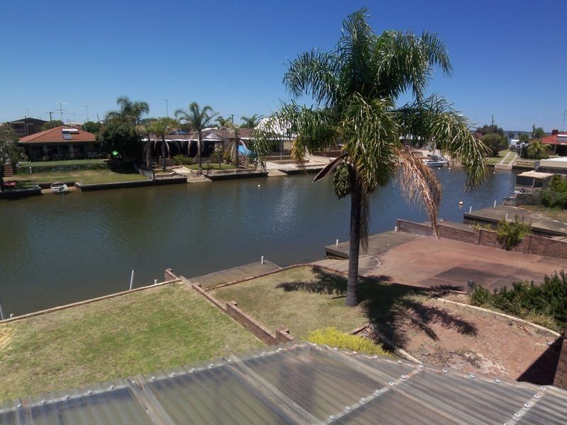 14 Tanderra Place, South Yunderup WA 6208