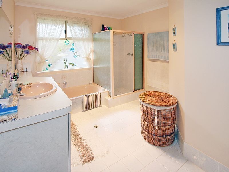 7 Briar Court, Greenfields WA 6210