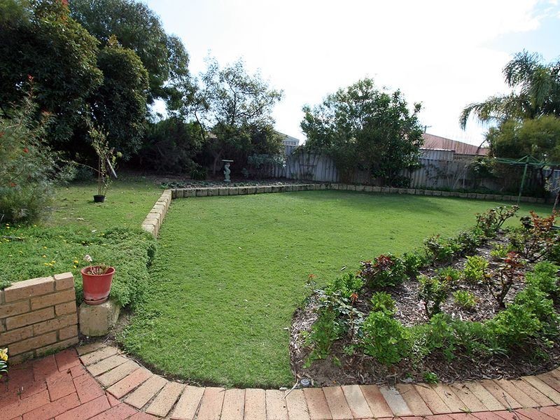 7 Briar Court, Greenfields WA 6210