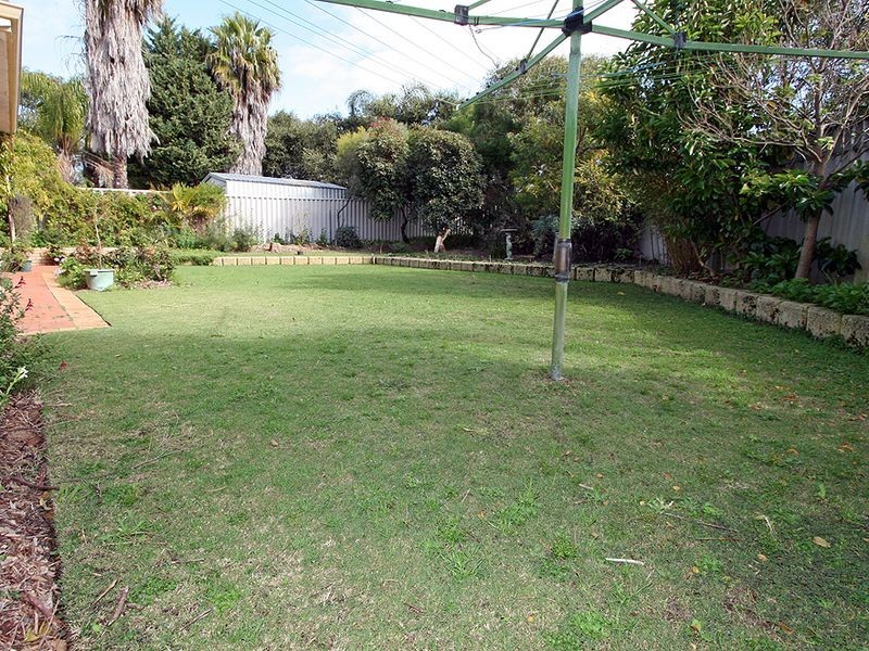 7 Briar Court, Greenfields WA 6210