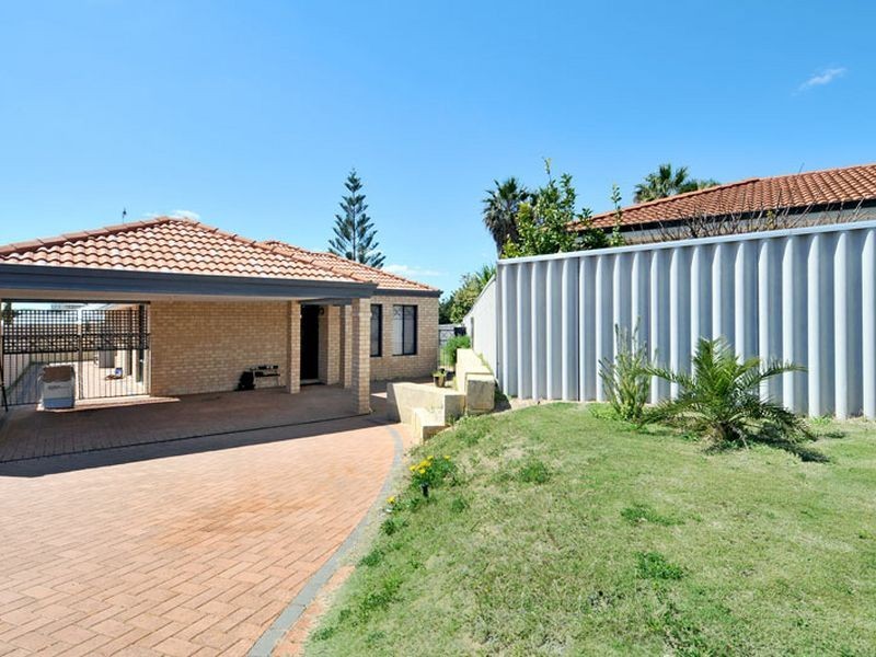 2B Coral Court, Halls Head WA 6210