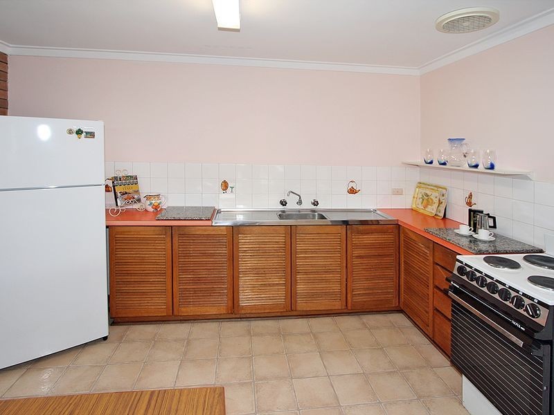 40 Shayne Street, Halls Head WA 6210
