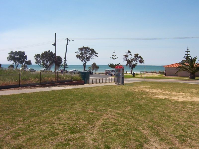 40 Shayne Street, Halls Head WA 6210