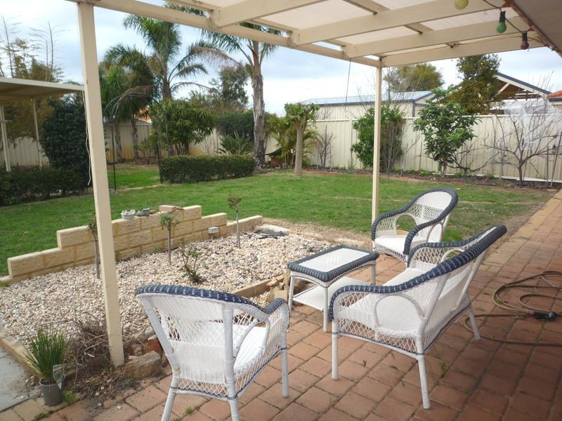 17 Georgette Court, Falcon WA 6210